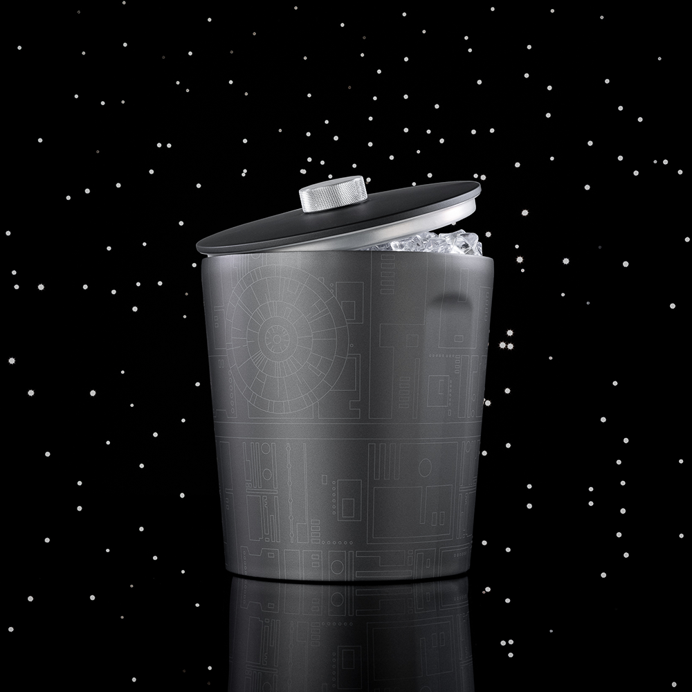star-warstm-ice-bucket-d4 DS-Lifestyle.png