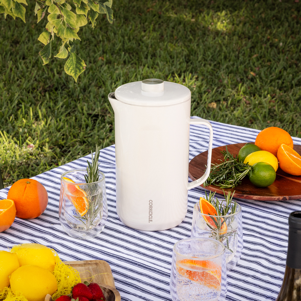 pitcher-h9 OatmilkPitcher_Lifestyle.png