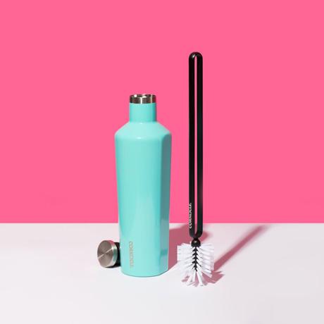 bottle-brush-q4 accessories_bottlebrush_lifestyle.jpg
